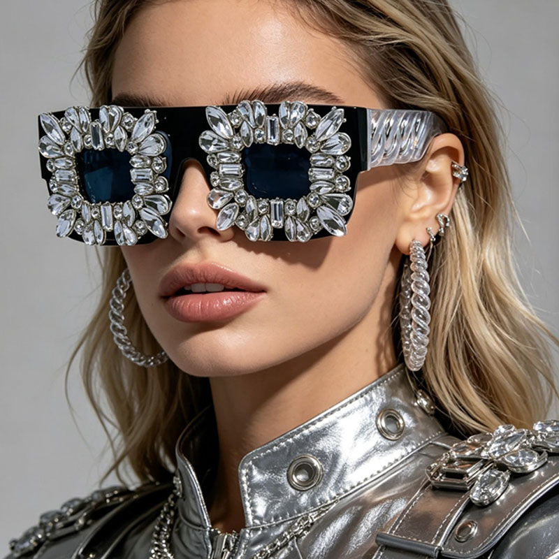 Sunglass Retainer Cord - Przesadzone, błyszczące okulary kwadratowe z cyrkoniami